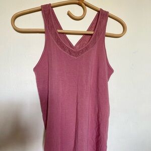 CALIA by Carrie Underwood Pink Sleeveless Tank Top with V-Neckline